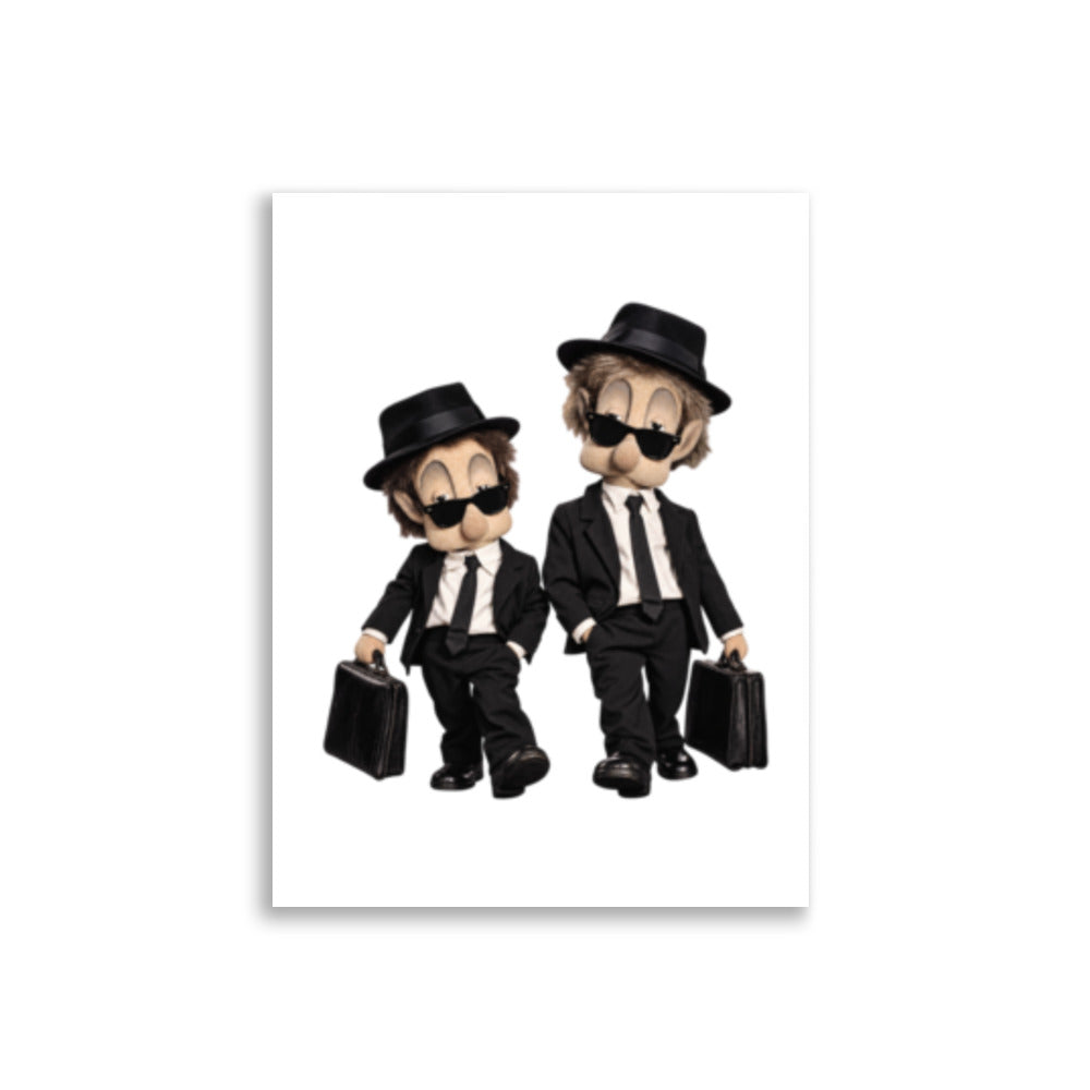 Humoristisk plakat med Pompel og Pilt i sorte dresser, hatter og solbriller, inspirert av Blues Brothers.
