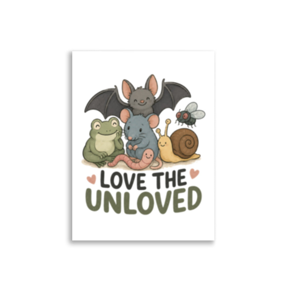 Søt illustrasjon av flaggermus, rotte, frosk, snegle, meitemark og flue samlet over teksten Love the Unloved, med små hjerter rundt.