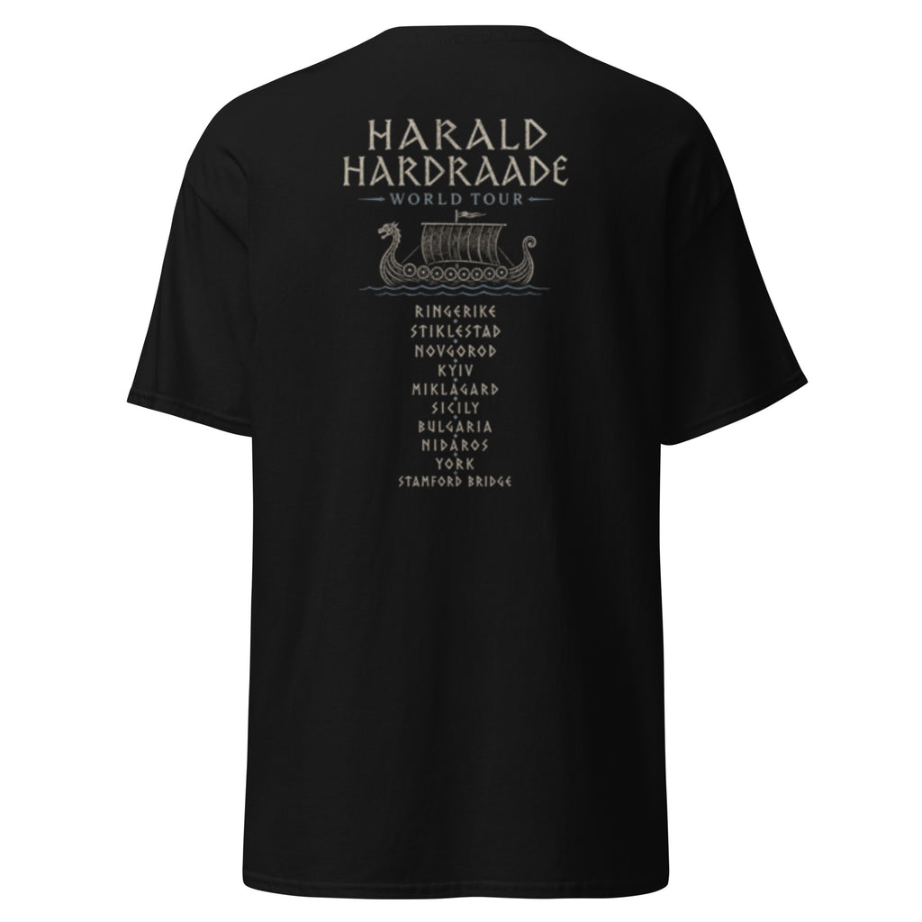 Harald Hardråde t-skjorte med motiv inspirert av norrøn saga, middelalderhistorie og The Last Viking Tour i mørk world tour-stil.