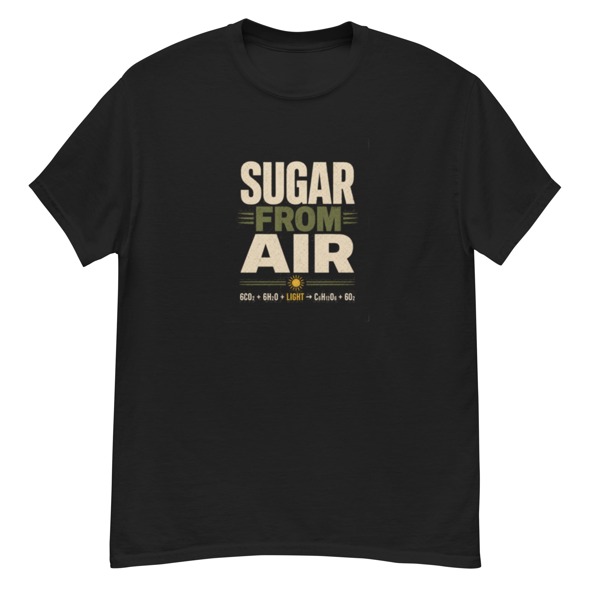 T-skjorte med teksten Sugar From Air og fotosynteseformelen 6CO2 + 6H2O + light til C6H12O6 + 6O2 i vintage science-stil.