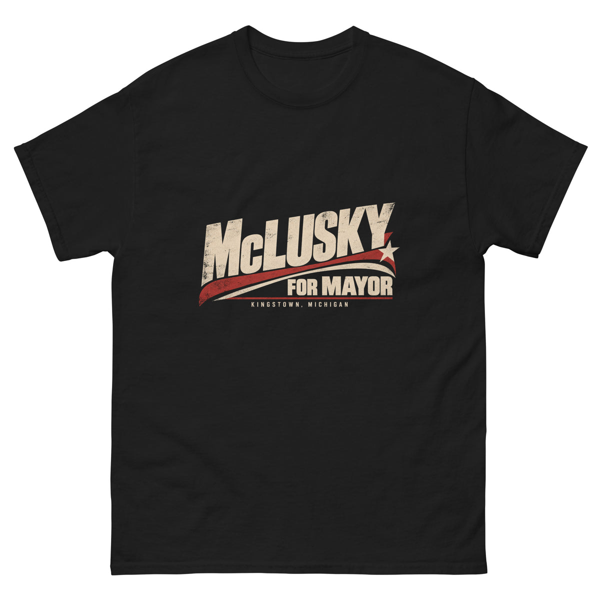McLusky for Mayor t-skjortemotiv inspirert av Mayor of Kingstown, med amerikansk retro valgkampgrafikk og teksten «McLusky for Mayor – Kingstown, Michigan».