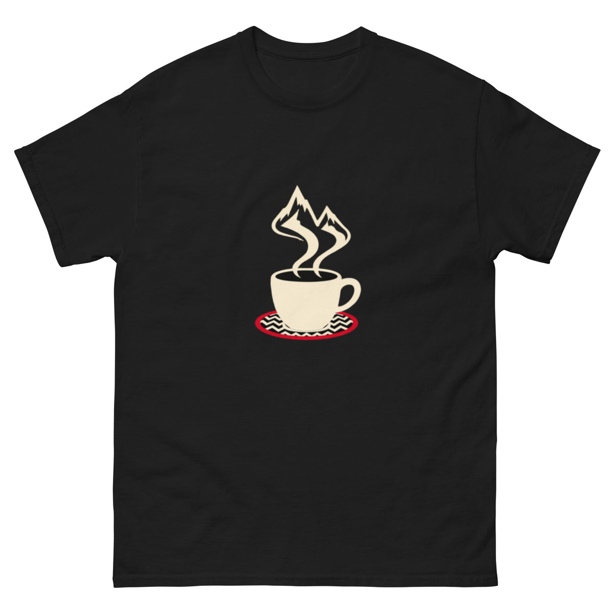 Kremfarget kaffekopp med damp som danner to spisse fjelltopper, på et ovalt underlag med svart og kremfarget sikksakkmønster og rød kant.