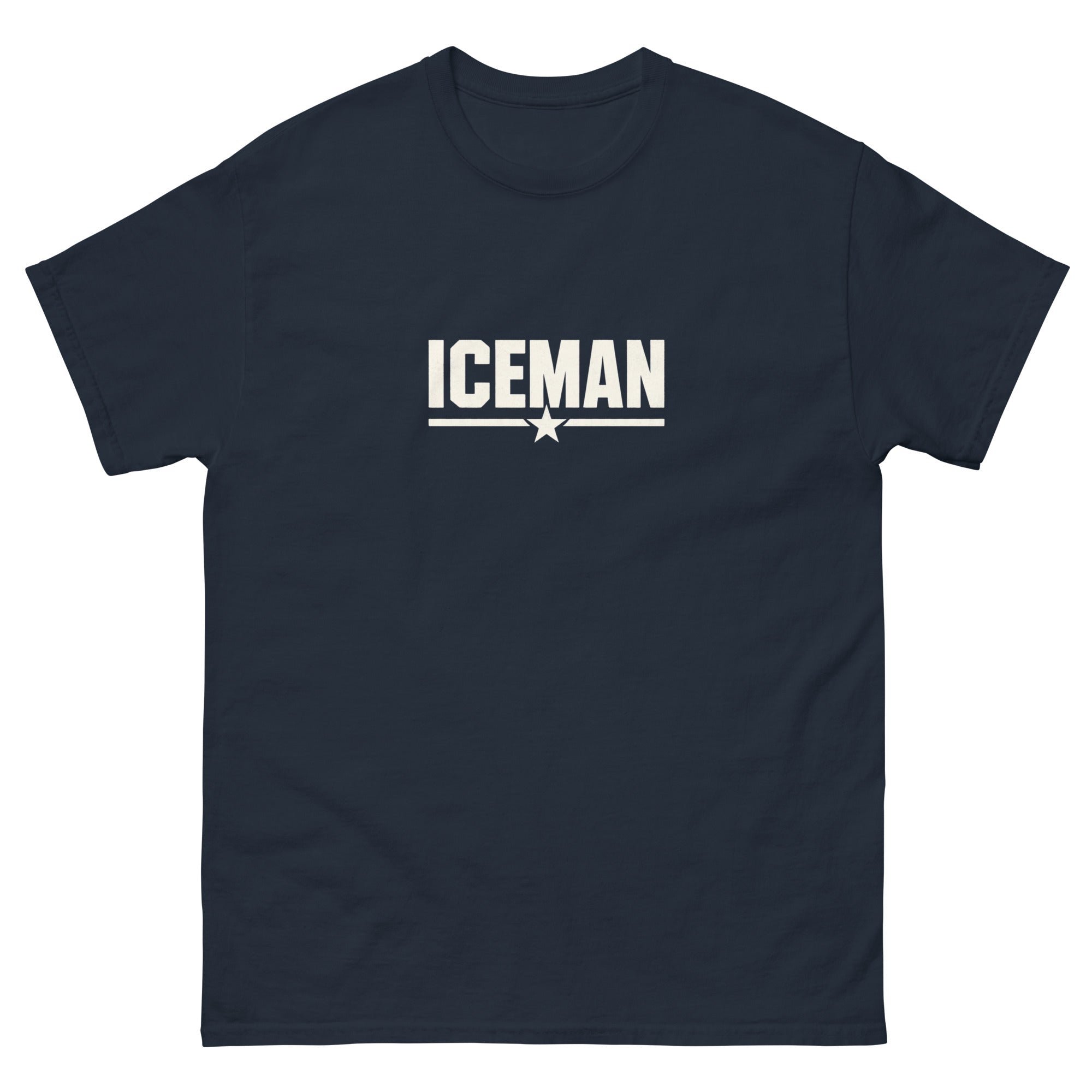 Iceman-motiv i off-white trykk med stor militærinspirert blokktypografi, enkel stjerne og horisontal linje under teksten på transparent bakgrunn.